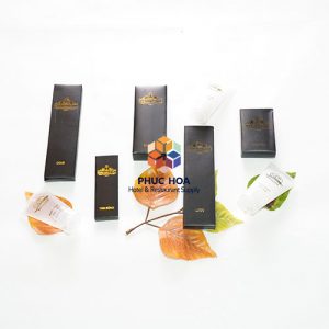 Bộ amenities hộp giấy ép nhũ vàng BA-009