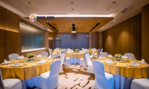 Thiết bị phòng tiệc hội nghị, hội thảo