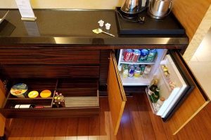 minibar khách sạn nên cung cấp đồ ăn gì