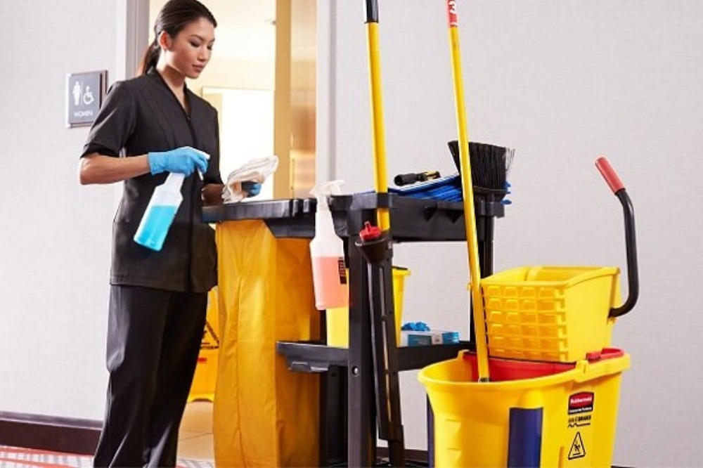 Xe đẩy dọn vệ sinh 3 tầng chữ L: Cấu tạo và ưu điểm nổi bật 6 xe day don ve sinh 3 tang chu l 4